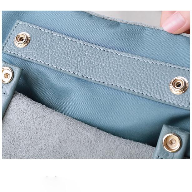 Comprar un bolso tote de cuero suave horizontal azul claro